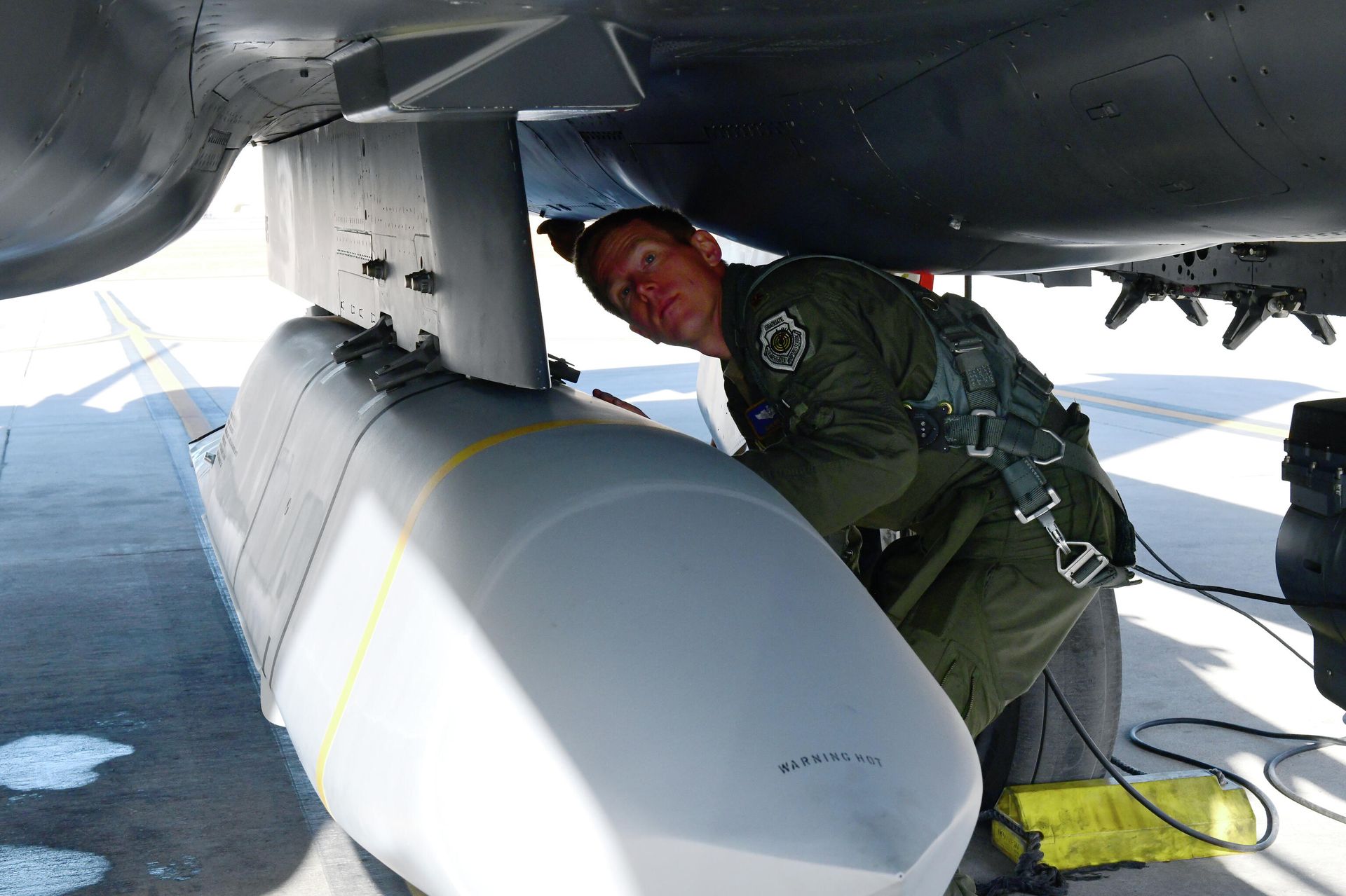 Ракета AGM-158B JASSM-ER, установленная на истребителе F-15E ВВС США Ракета AGM-158B JASSM-ER, установленная на истребителе F-15E ВВС США - РИА Новости, 1920, 09.08.2024