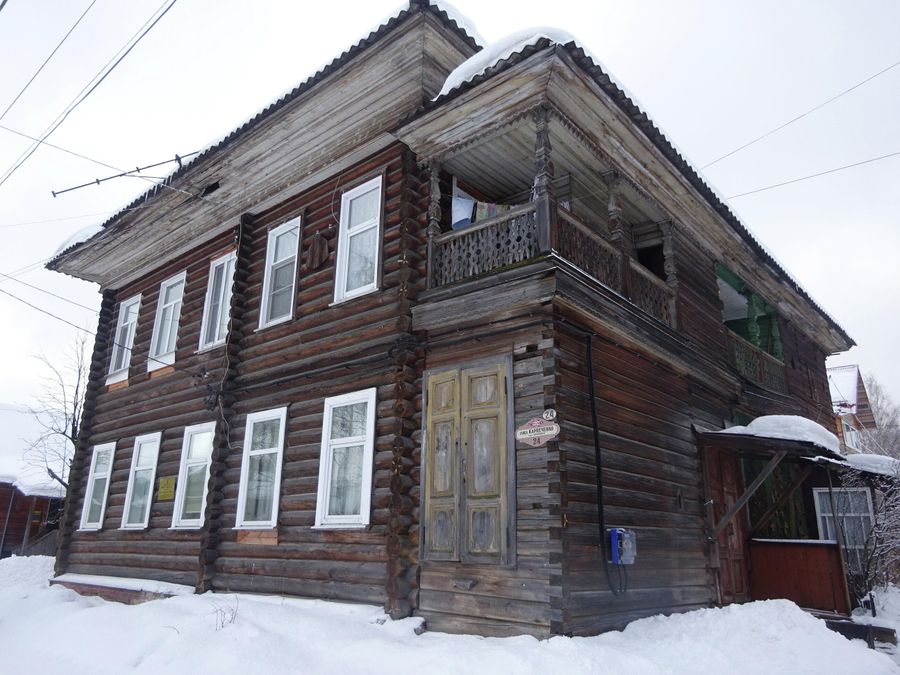 Дом Щеловановой (конец 19 в.) Дом Щеловановой (конец 19 в.)