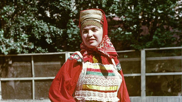 Старинный русский национальный костюм. Во второй половине XIX века носили женщины в Рязанской губернии