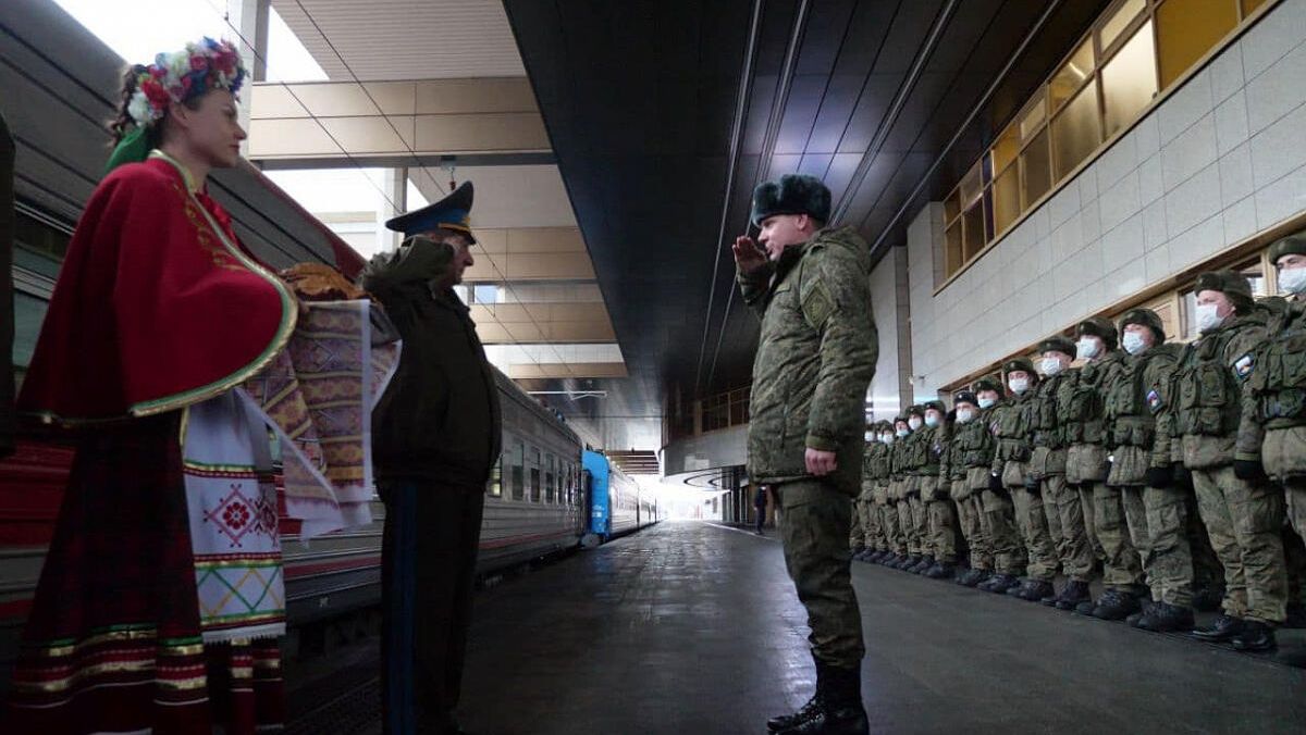Военнослужащие десантных войск, прибывшие в Белоруссию для учений Военнослужащие десантных войск, прибывшие в Белоруссию для учений - РИА Новости, 1920, 14.03.2021