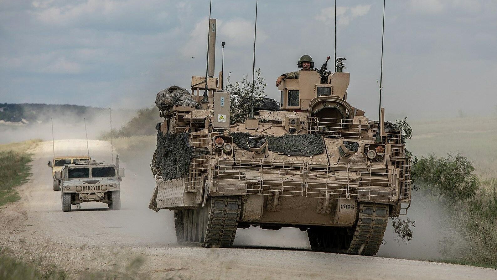 Американский бронетранспортер AMPV (Armored multi-purpose vehicle) Американский бронетранспортер AMPV (Armored multi-purpose vehicle) - РИА Новости, 1920, 17.03.2021