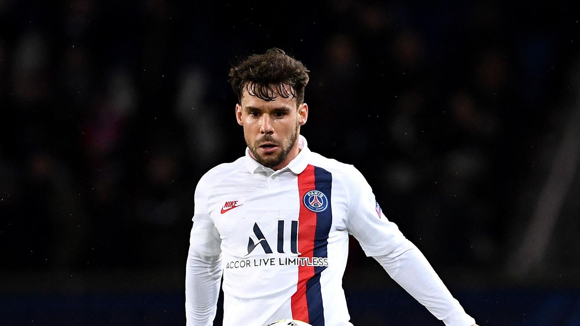 Paris Saint-Germain's Spain defender Juan Bernat controls the ball during the UEFA Champions League Group A football match between Paris Saint-Germain (PSG) and Galatasaray at the Parc des Princes stadium in Paris on December 11, 2019. (Photo by FRANCK FIFE / AFP) Paris Saint-Germain's Spain defender Juan Bernat controls the ball during the UEFA Champions League Group A football match between Paris Saint-Germain (PSG) and Galatasaray at the Parc des Princes stadium in Paris on December 11, 2019. (Photo by FRANCK FIFE / AFP) - РИА Новости, 1920, 16.03.2021