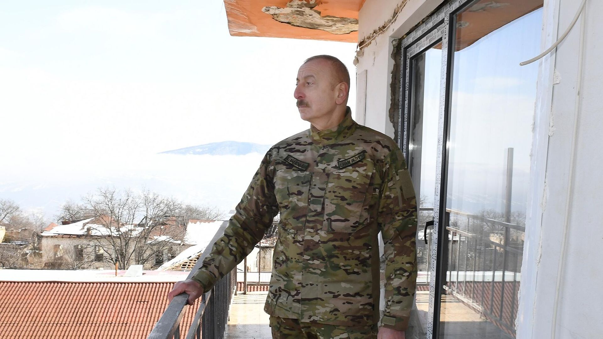 Президент Азербайджана Ильхам Алиев  во время посещения города Шуша - РИА Новости, 1920, 13.10.2021