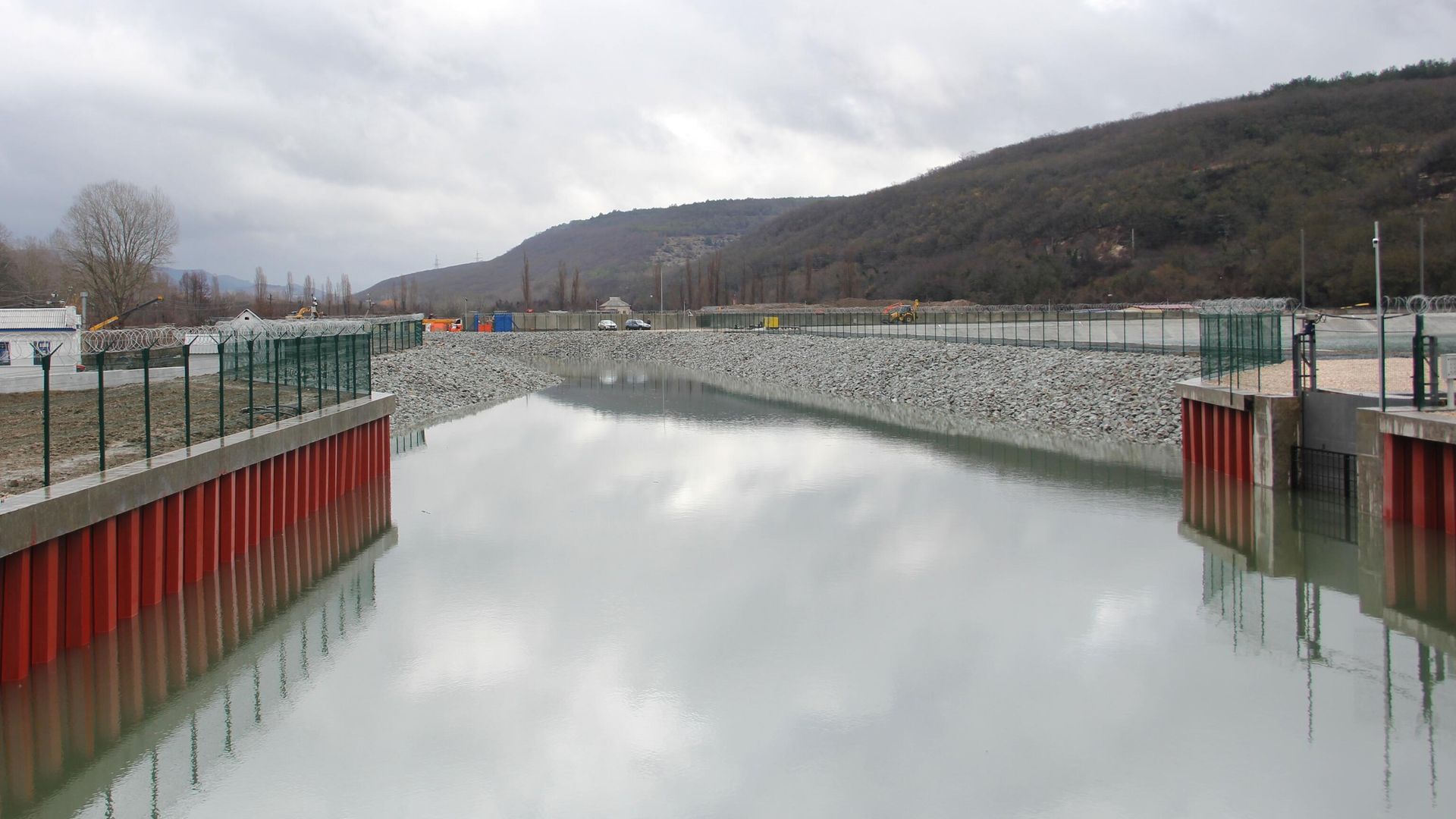 Водозабор на реке Бельбек в Крыму Водозабор на реке Бельбек в Крыму - РИА Новости, 1920, 28.03.2021
