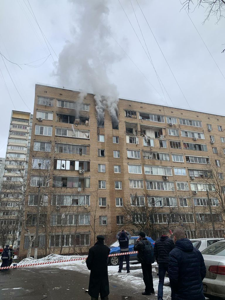 Последствия взрыва в жилом доме на улице Зеленой в Химках