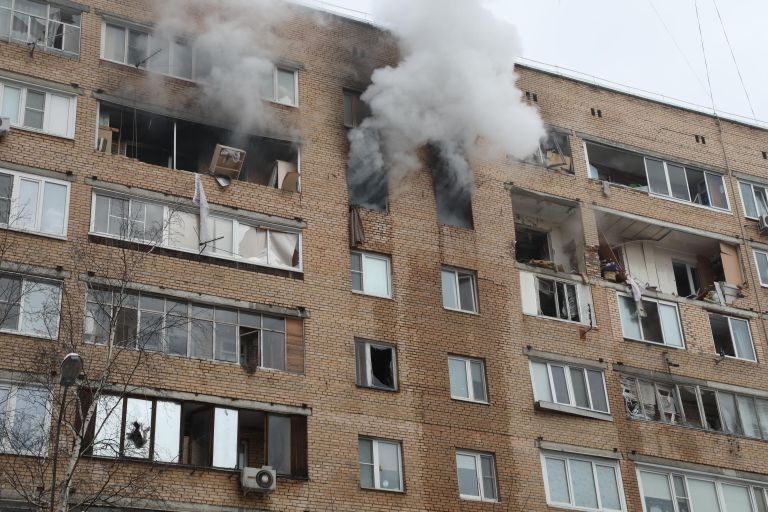 Последствия взрыва в жилом доме на улице Зеленой в Химках