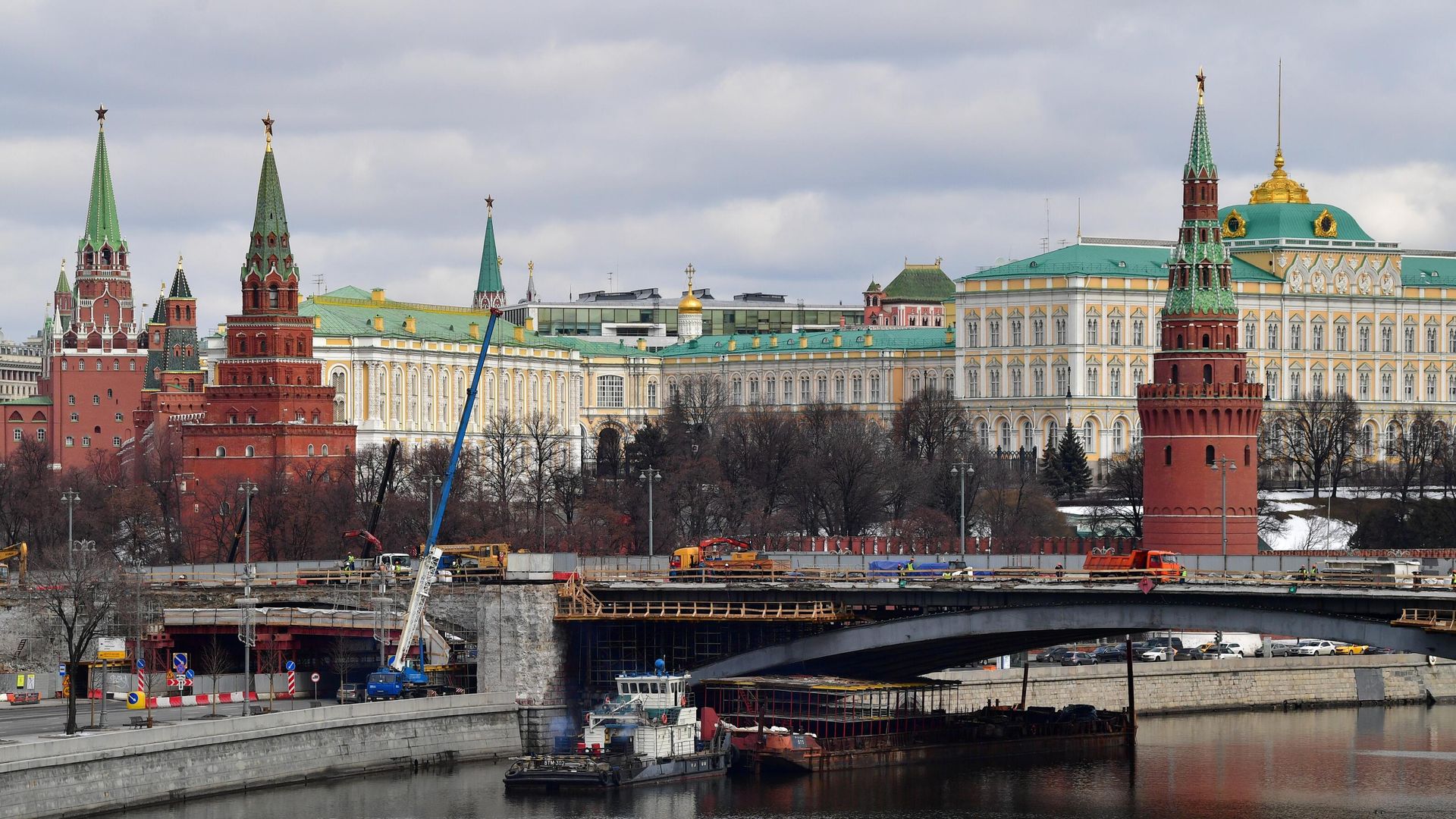 Работы по капитальному ремонту Большого Каменного моста Работы по капитальному ремонту Большого Каменного моста - РИА Новости, 1920, 31.03.2021