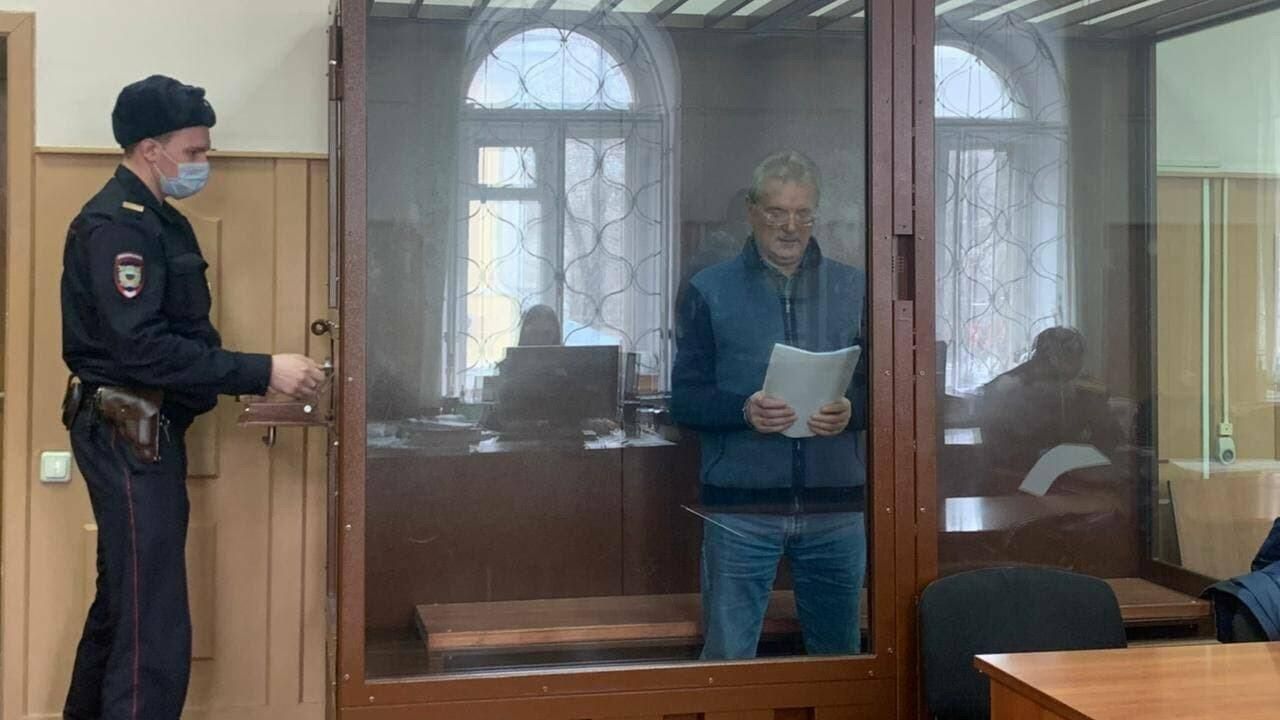 Губернатор Пензенской области Иван Белозерцев в зале суда - РИА Новости, 1920, 18.05.2021
