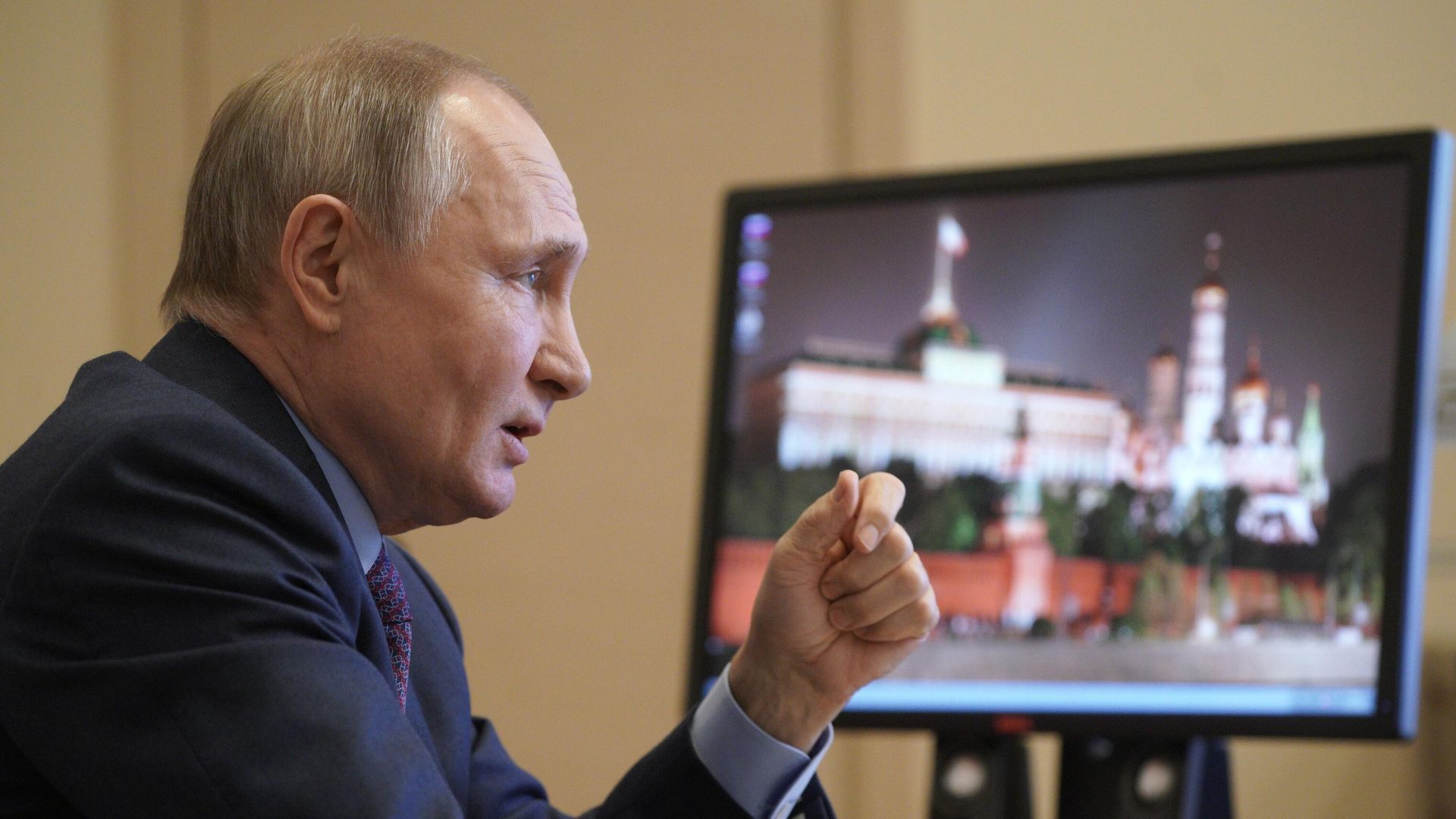 Президент РФ Владимир Путин проводит в режиме видеоконференции совещание по вопросам наращивания производства вакцин Президент РФ Владимир Путин проводит в режиме видеоконференции совещание по вопросам наращивания производства вакцин - РИА Новости, 1920, 30.03.2021