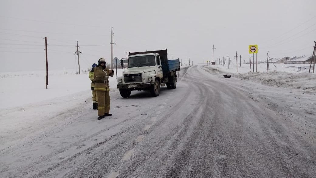На месте ДТП в Зилаирском районе Республики Башкортостан На месте ДТП в Зилаирском районе Республики Башкортостан - РИА Новости, 1920, 24.03.2021