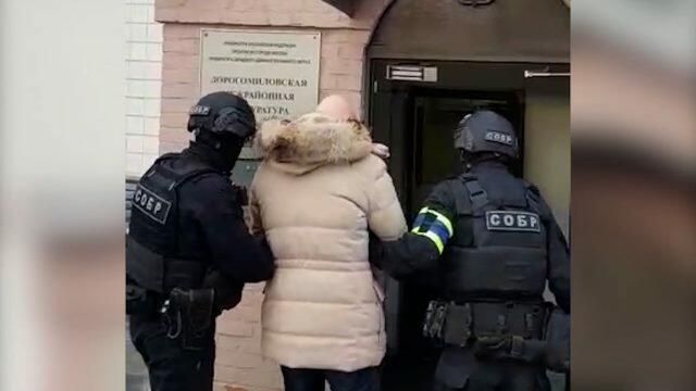 Задержание бывшего боевика из банды Басаева. Кадры ФСБ Задержание бывшего боевика из банды Басаева. Кадры ФСБ - РИА Новости, 1920, 25.03.2021