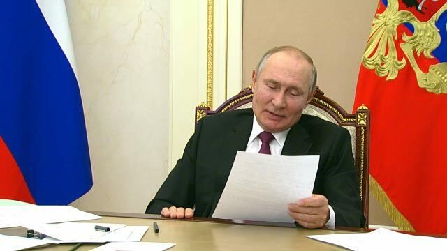 Буду расширять географию посещения – Путин рассказал о своих планах после вакцинации Буду расширять географию посещения – Путин рассказал о своих планах после вакцинации - РИА Новости, 1920, 25.03.2021