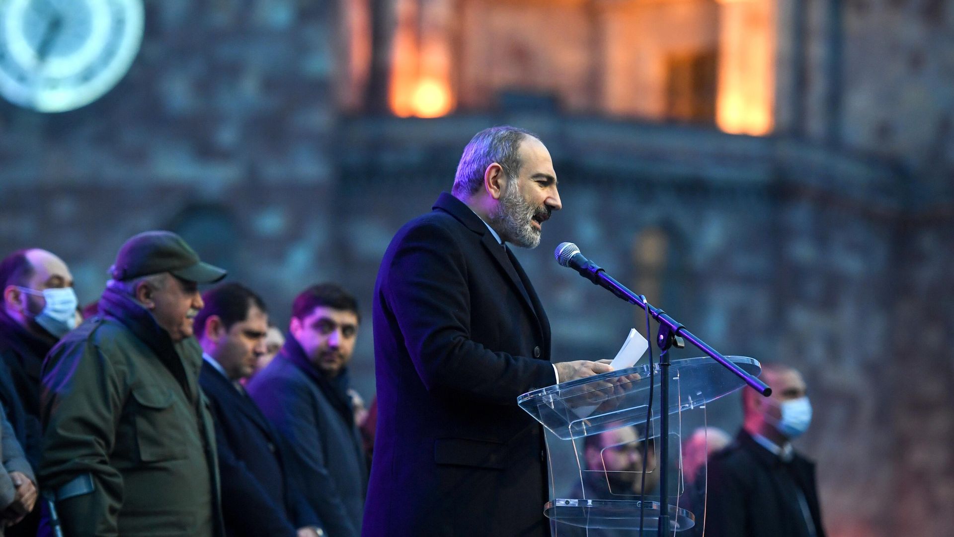 Премьер-министр Армении Никол Пашинян выступает перед своими сторонниками в Ереване - РИА Новости, 1920, 11.06.2021