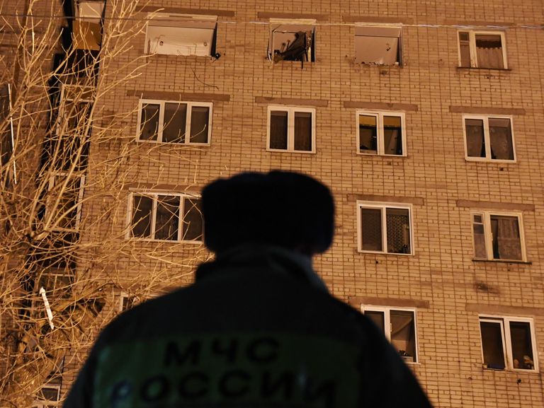 Выбитые взрывом газа окна в многоквартирном доме по улице Ленина в Зеленодольске Выбитые взрывом газа окна в многоквартирном доме по улице Ленина в Зеленодольске