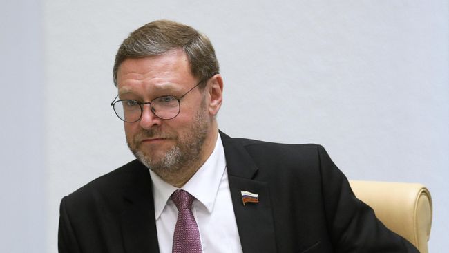 Председатель комитета Совета Федерации РФ по международным делам Константин Косачев на заседании Совета Федерации РФ