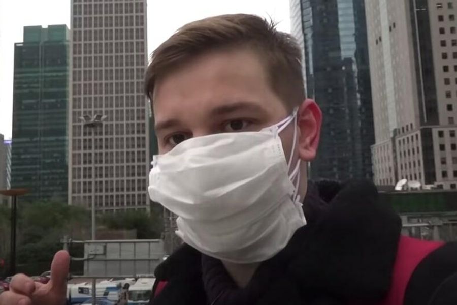 Журналист, автор ютьюб-канала The Люди Антон Лядов в Китае
