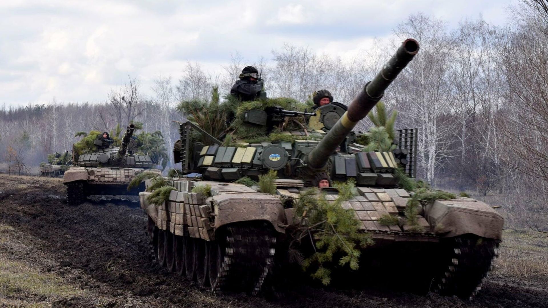 Тренировка танковых резервов вооруженных сил Украины в Луганской области Тренировка танковых резервов вооруженных сил Украины в Луганской области - РИА Новости, 1920, 17.04.2021