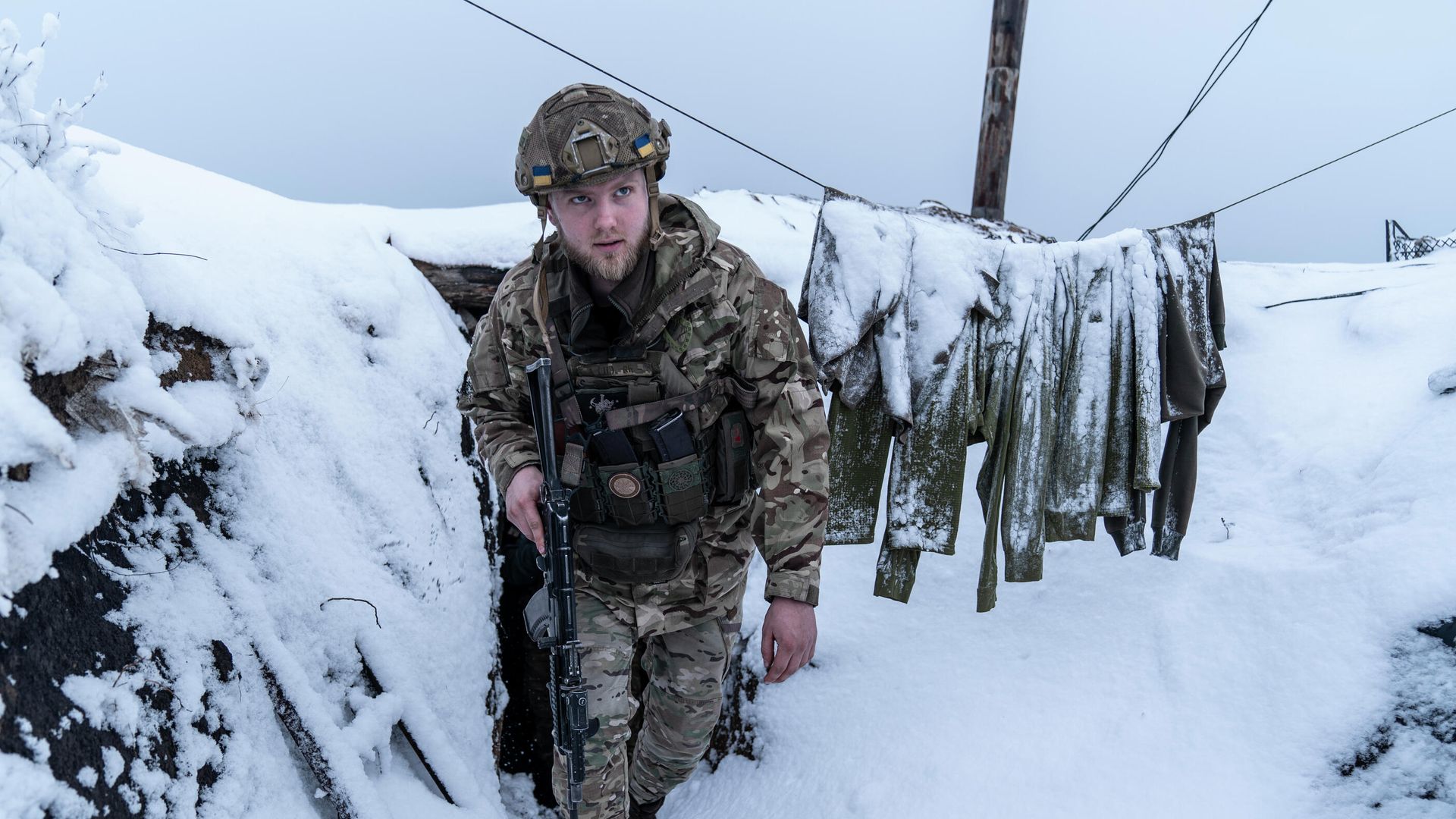 Украинский военнослужащий в траншее возле села Водяное, Украина Украинский военнослужащий в траншее возле села Водяное, Украина - РИА Новости, 1920, 03.04.2021