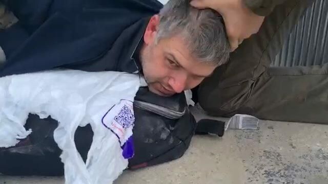 Задержание подозреваемого в хищениях при строительстве больницы Задержание подозреваемого в хищениях при строительстве больницы - РИА Новости, 1920, 02.04.2021