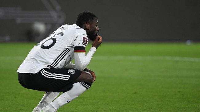 Germany's defender Antonio Ruediger reacts after the FIFA World Cup Qatar 2022 qualification football match Germany v North Macedonia in Duisburg, western Germany on March 31, 2021. (Photo by Ina Fassbender / AFP)