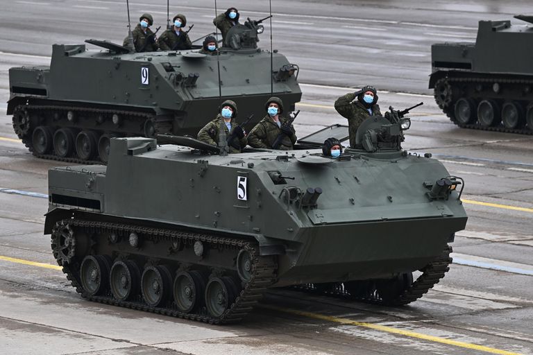 Бронетранспортеры БТР-МДМ Ракушка во время репетиции военного парада, приуроченного к 76-летию Победы в Великой Отечественной войне, в подмосковном Алабино Бронетранспортеры БТР-МДМ Ракушка во время репетиции военного парада, приуроченного к 76-летию Победы в Великой Отечественной войне, в подмосковном Алабино