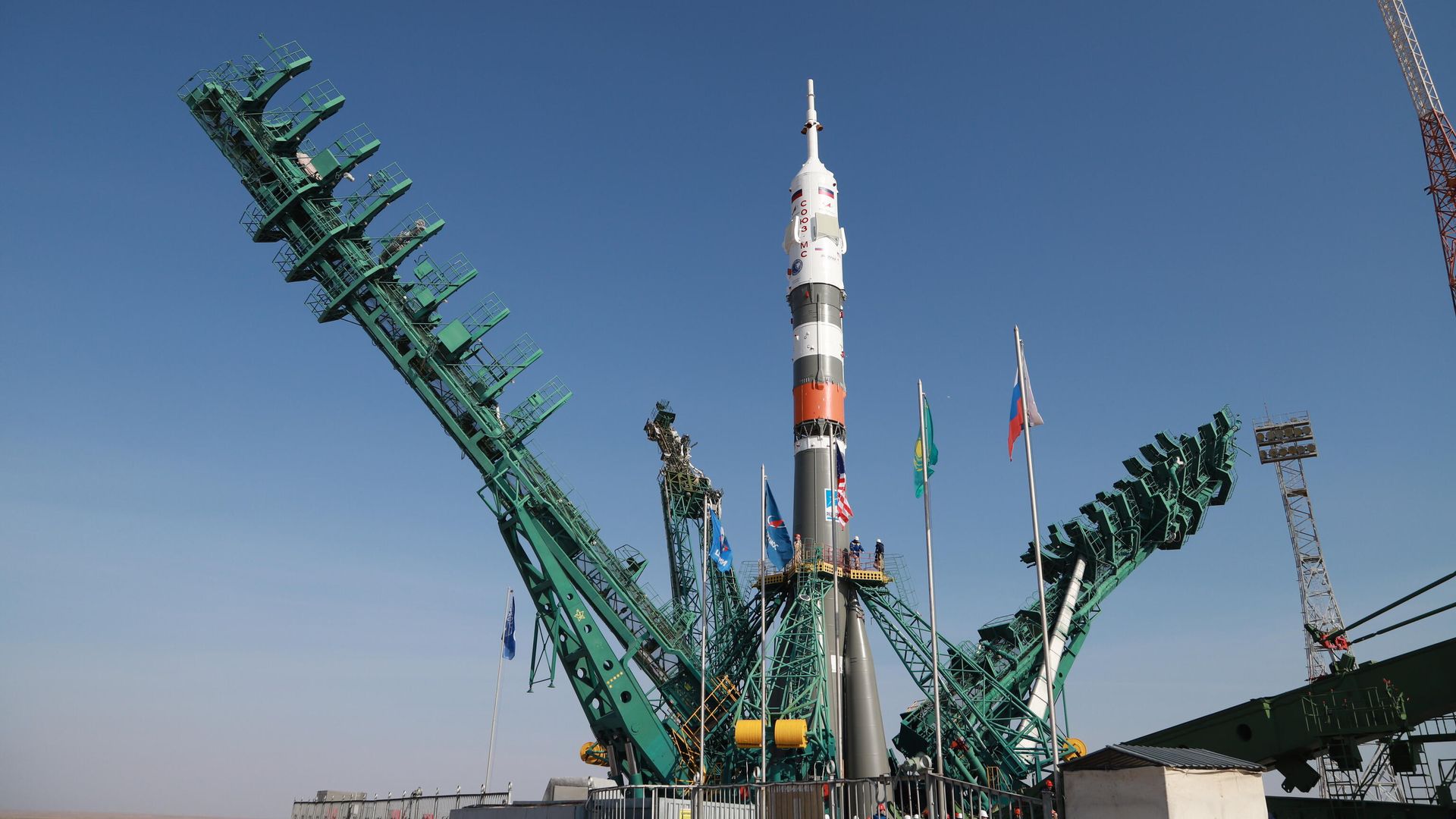 Вывоз РН Союз-2. 1а с пилотируемым кораблем Союз МС -18 на стартовой комплекс космодрома Байконур Вывоз РН Союз-2. 1а с пилотируемым кораблем Союз МС -18 на стартовой комплекс космодрома Байконур - РИА Новости, 1920, 09.04.2021