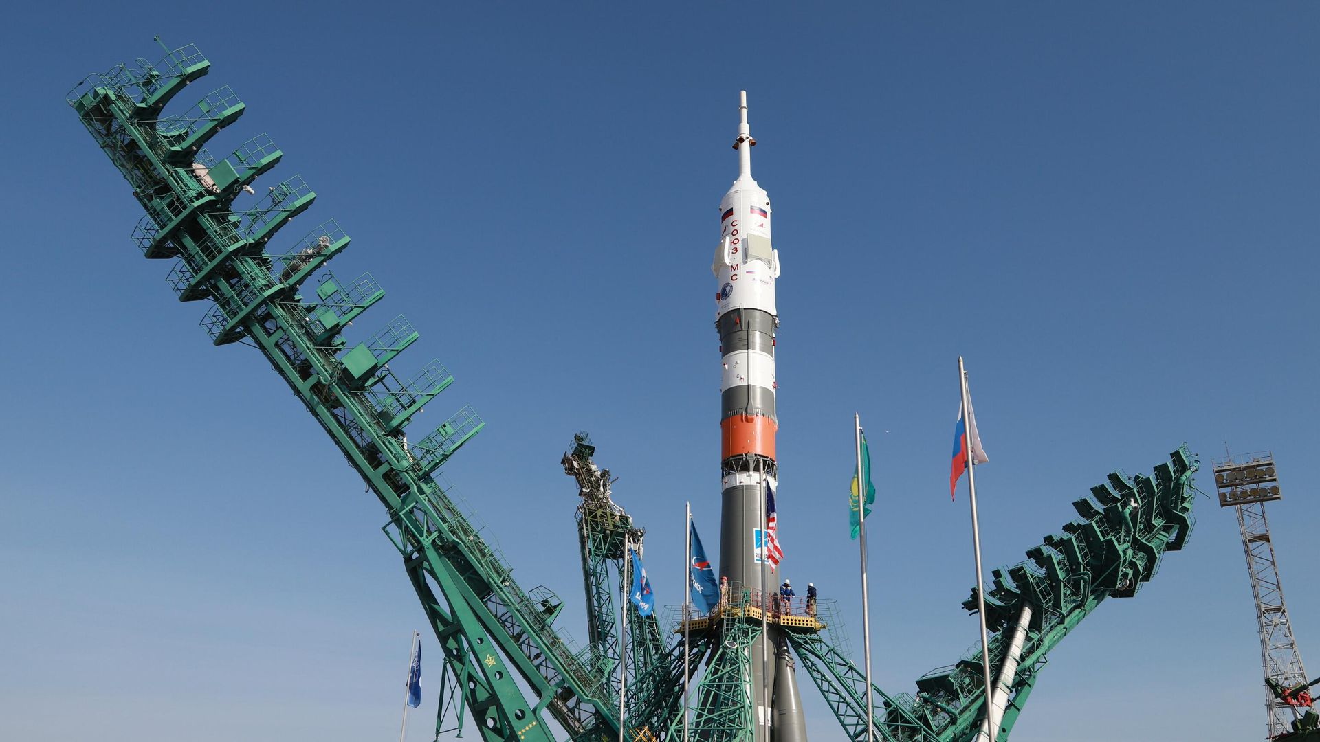 Вывоз РН Союз-2. 1а с пилотируемым кораблем Союз МС -18 на стартовой комплекс космодрома Байконур - РИА Новости, 1920, 06.04.2021