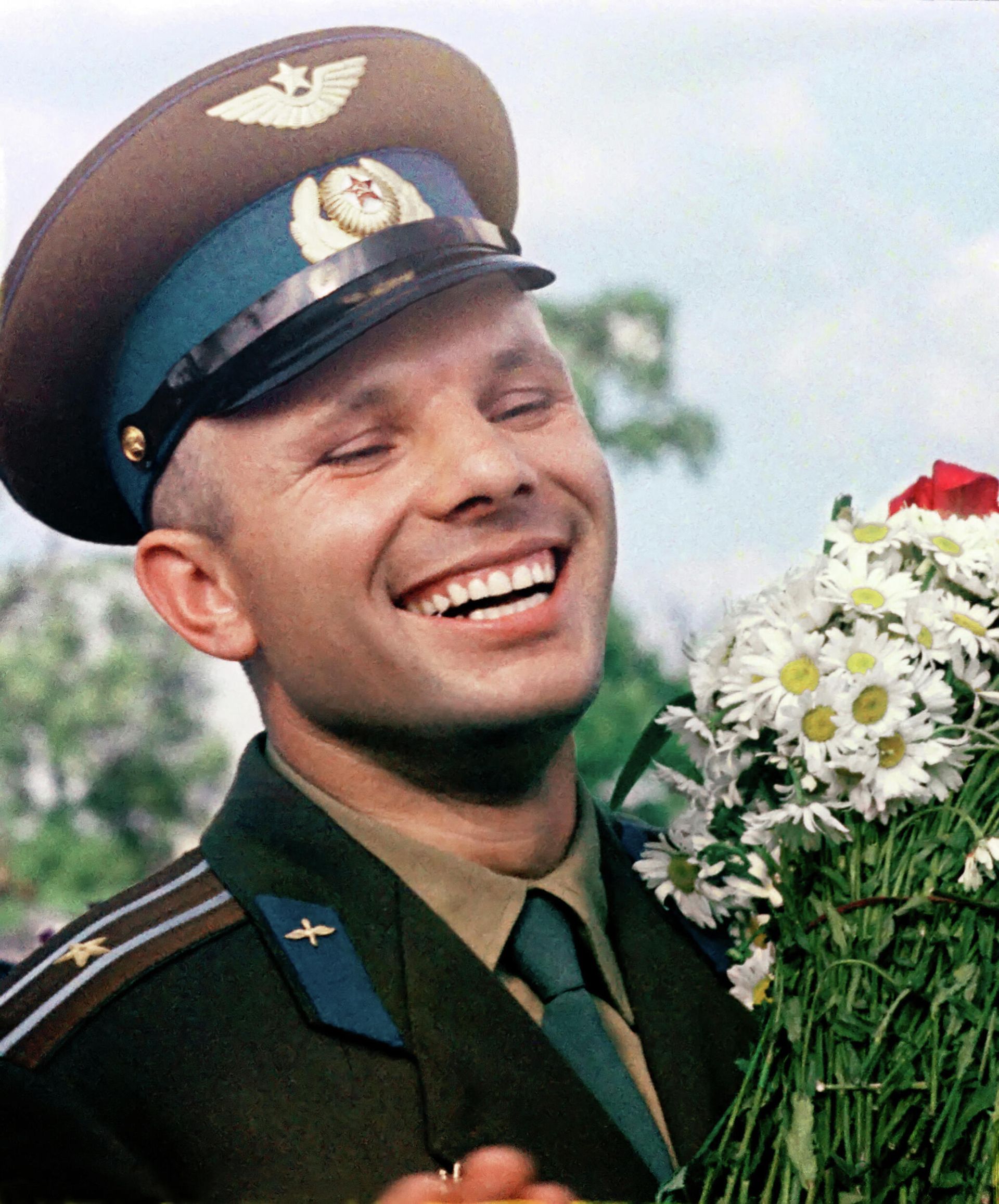 Встреча летчика-космонавта СССР, Героя Советского Союза Юрия Алексеевича Гагарина на родине в Гжатске Встреча летчика-космонавта СССР, Героя Советского Союза Юрия Алексеевича Гагарина на родине в Гжатске - РИА Новости, 1920, 21.07.2021