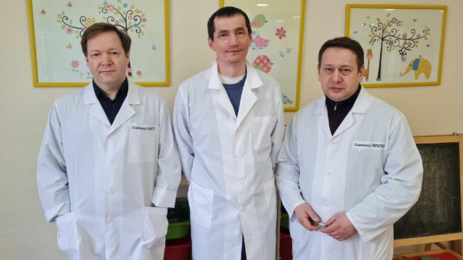 Хирурги Новосибирского НИИТО и Центра Илизарова выполнили сложную операцию маленькой девочке с хрустальной болезнью