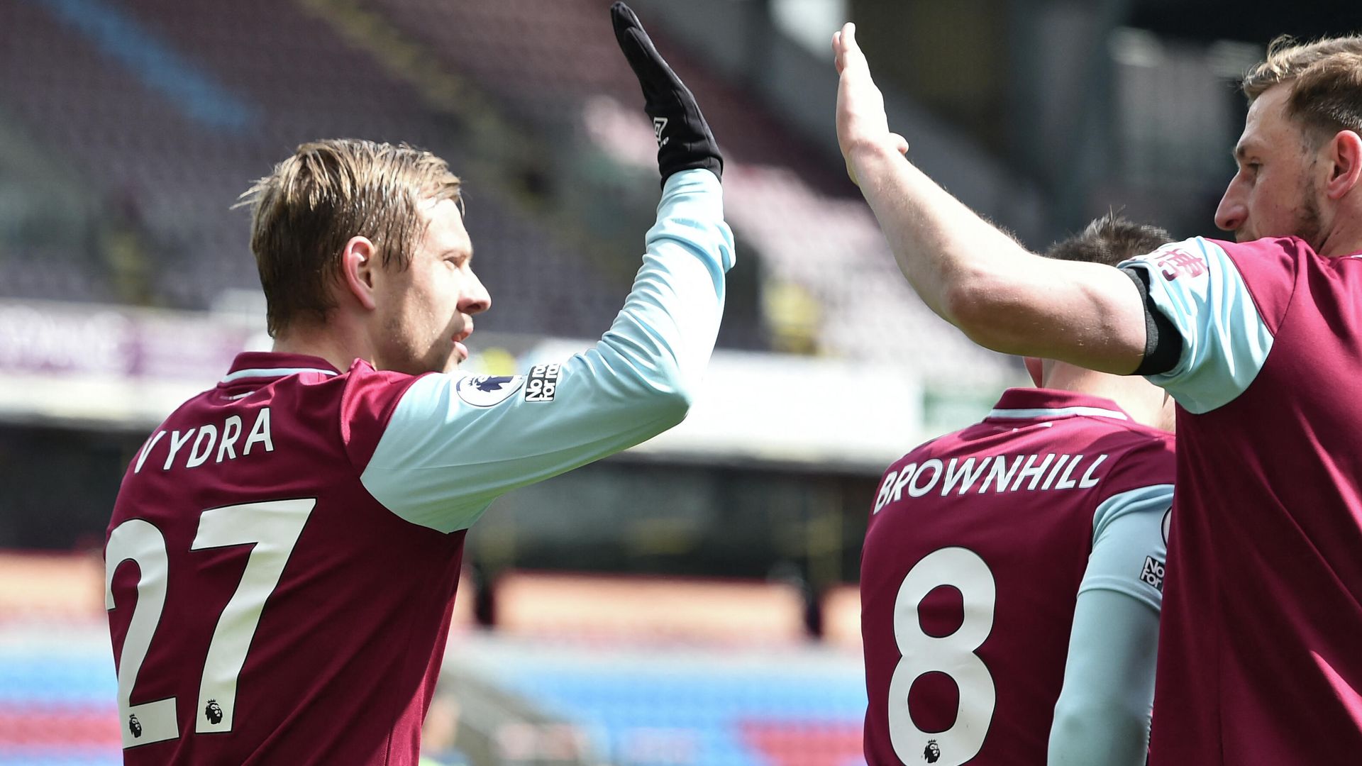 Burnley's Czech striker Matej Vydra (L) celebrates after scoring the first goal during the English Premier League football match between Burnley and Newcastle United at Turf Moor in Burnley, north west England on April 11, 2021. (Photo by PETER POWELL / POOL / AFP) / RESTRICTED TO EDITORIAL USE. No use with unauthorized audio, video, data, fixture lists, club/league logos or 'live' services. Online in-match use limited to 120 images. An additional 40 images may be used in extra time. No video emulation. Social media in-match use limited to 120 images. An additional 40 images may be used in extra time. No use in betting publications, games or single club/league/player publications. / Burnley's Czech striker Matej Vydra (L) celebrates after scoring the first goal during the English Premier League football match between Burnley and Newcastle United at Turf Moor in Burnley, north west England on April 11, 2021. (Photo by PETER POWELL / POOL / AFP) / RESTRICTED TO EDITORIAL USE. No use with unauthorized audio, video, data, fixture lists, club/league logos or 'live' services. Online in-match use limited to 120 images. An additional 40 images may be used in extra time. No video emulation. Social media in-match use limited to 120 images. An additional 40 images may be used in extra time. No use in betting publications, games or single club/league/player publications. / - РИА Новости, 1920, 11.04.2021