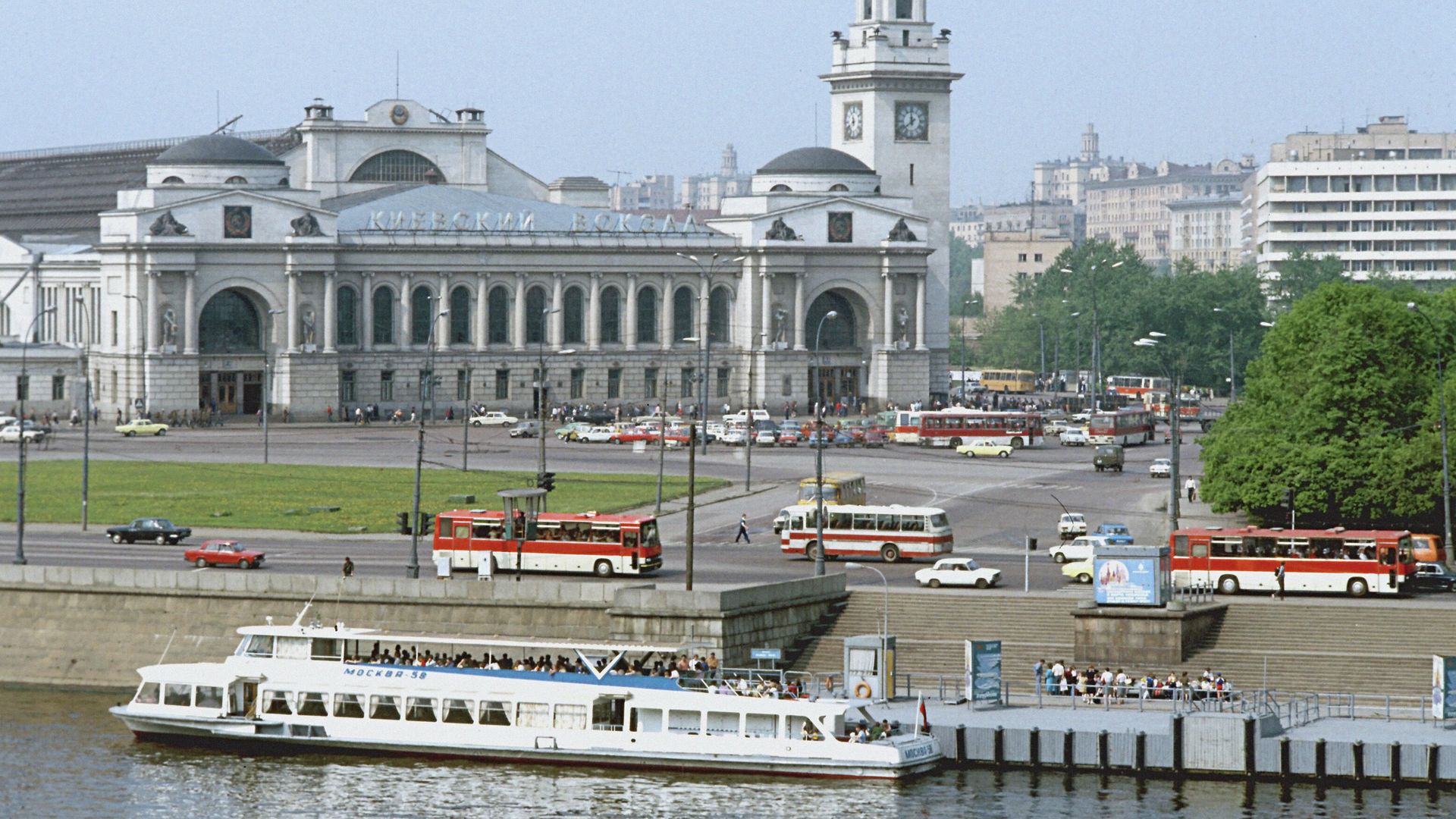 Причал Киевский вокзал в Москве Причал Киевский вокзал в Москве - РИА Новости, 1920, 28.07.2021