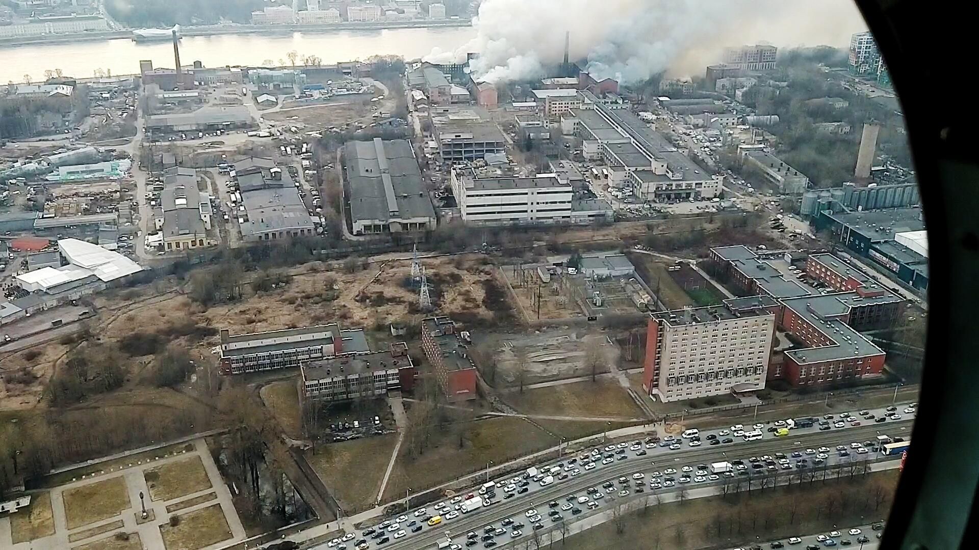 Пожар на фабрике Невская мануфактура Пожар на фабрике Невская мануфактура - РИА Новости, 1920, 15.09.2021