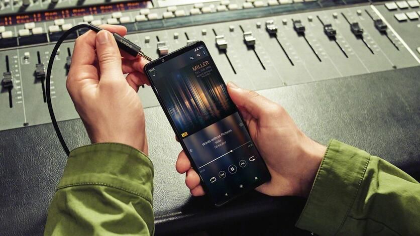 Sony Xperia 1 III Sony Xperia 1 III - РИА Новости, 1920, 14.04.2021