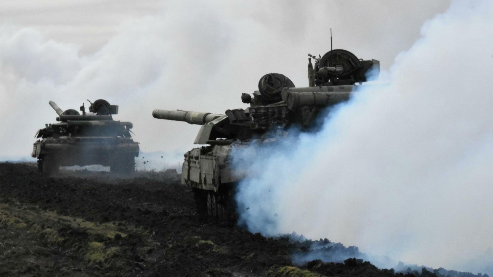 Учения украинских ВС вблизи границы с Крымом Учения украинских ВС вблизи границы с Крымом - РИА Новости, 1920, 14.04.2021
