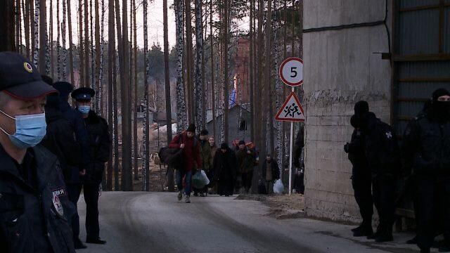 Пустая обитель: из Среднеуральского монастыря выселили жителейНовый Блок Пустая обитель: из Среднеуральского монастыря выселили жителейНовый Блок - РИА Новости, 1920, 14.04.2021