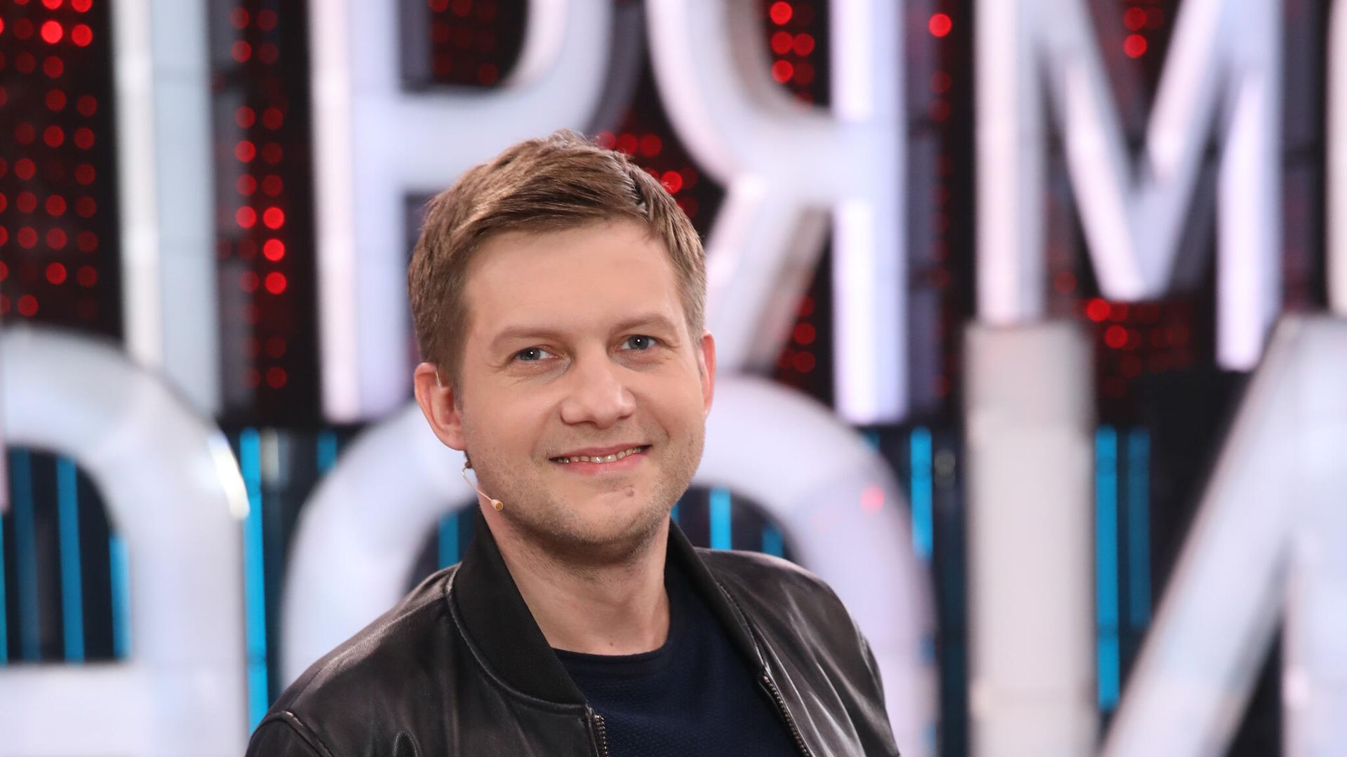 Экс-ведущий Прямого эфира Борис Корчевников на съемках юбилейного выпуска - РИА Новости, 1920, 17.04.2021