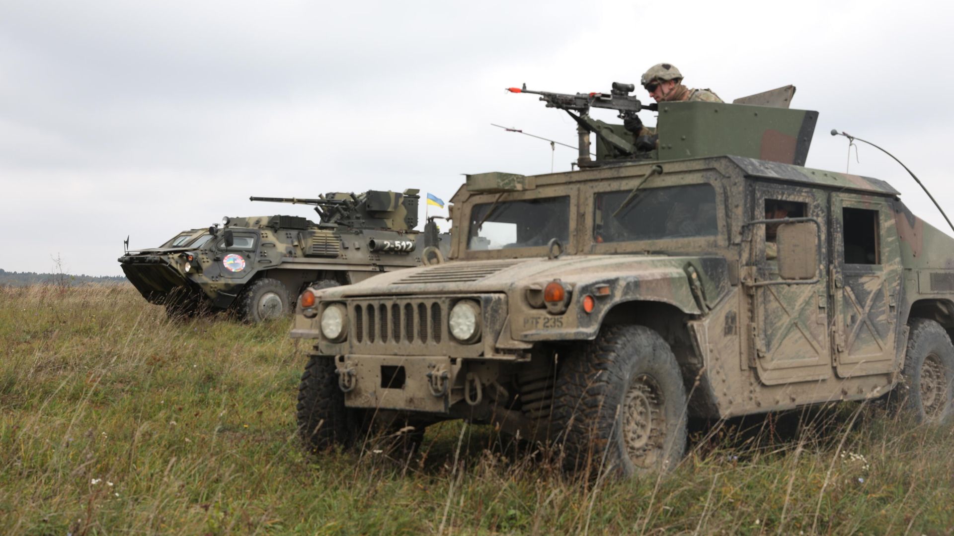 Военнослужащие США и Украины во время учений Rapid Trident во Львовской области, Украина Военнослужащие США и Украины во время учений Rapid Trident во Львовской области, Украина - РИА Новости, 1920, 18.04.2021