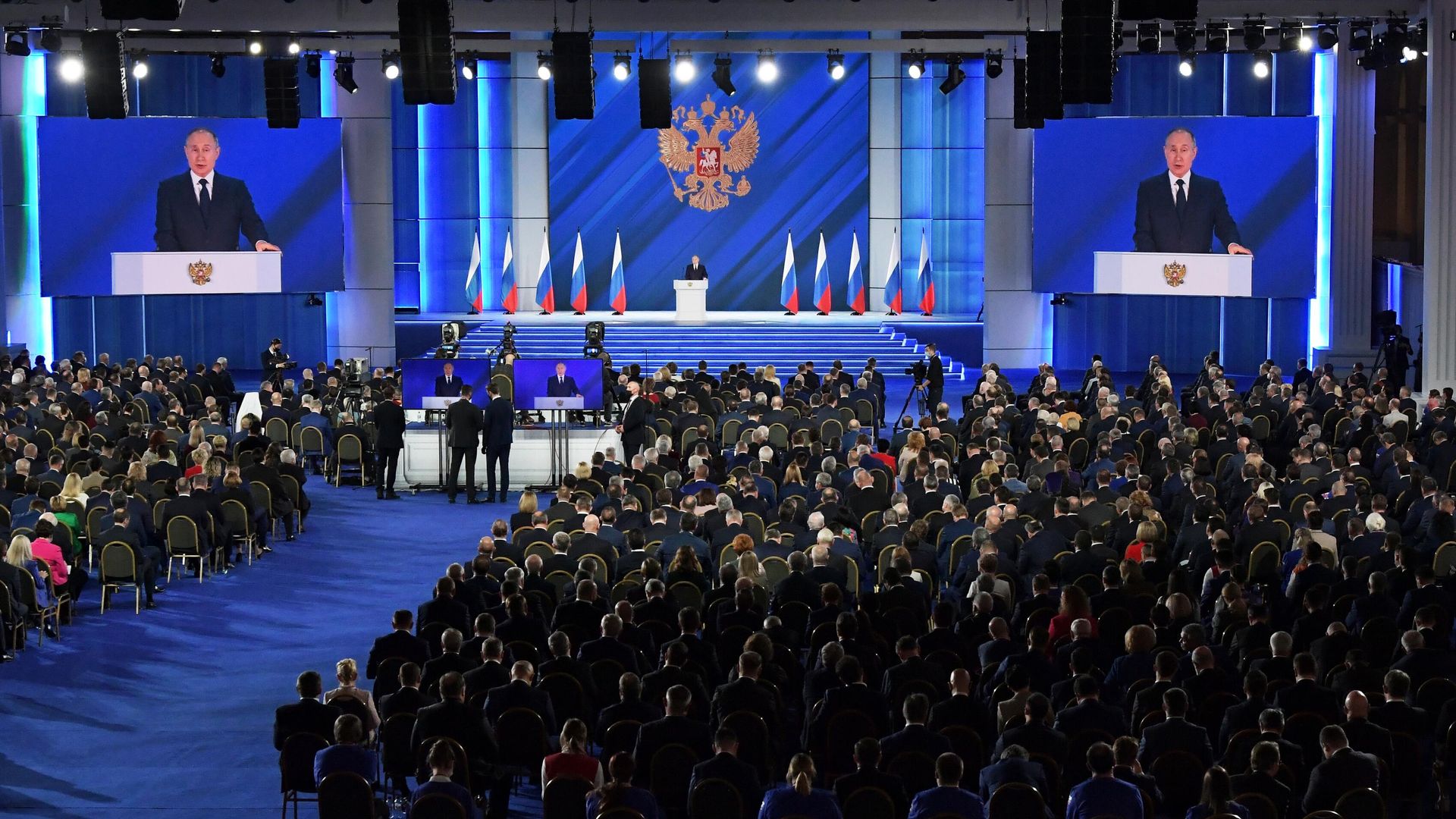 Президент РФ Владимир Путин выступает с ежегодным посланием Федеральному Собранию Президент РФ Владимир Путин выступает с ежегодным посланием Федеральному Собранию - РИА Новости, 1920, 21.04.2021