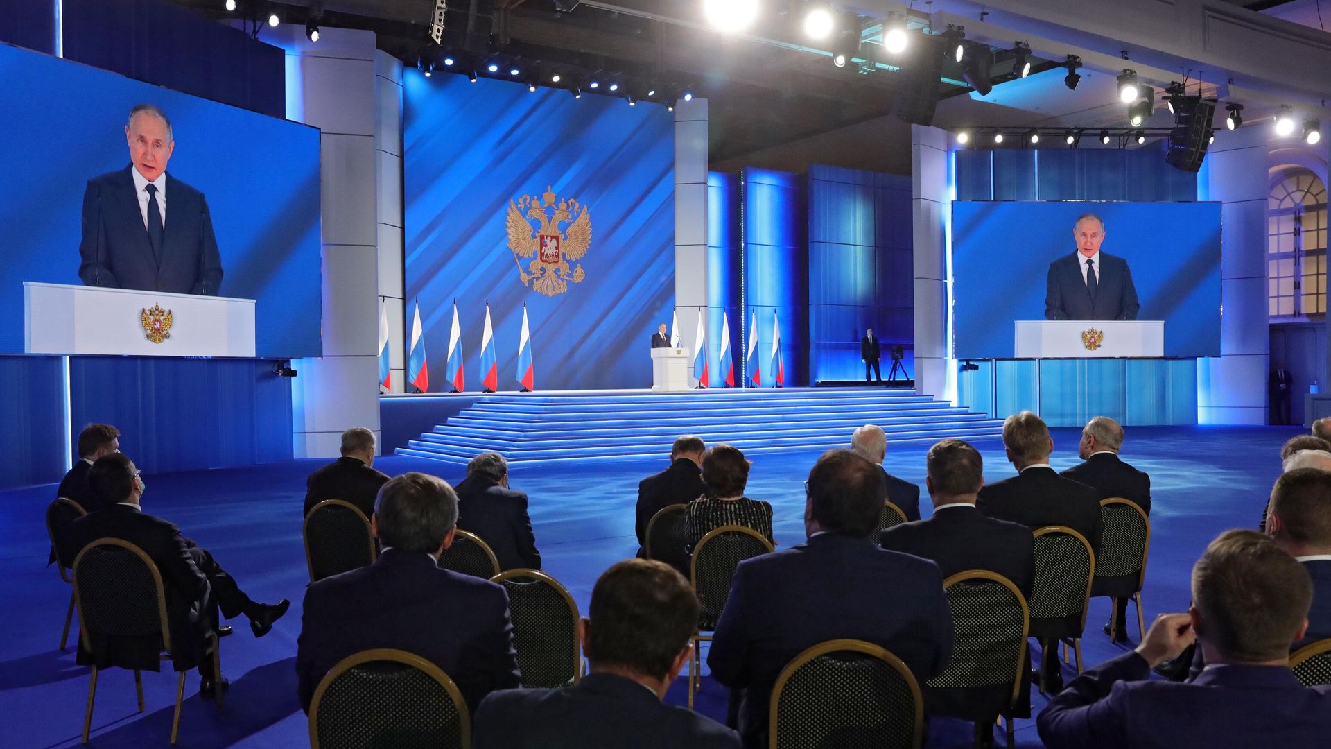 Президент РФ Владимир Путин выступает с ежегодным посланием Федеральному Собранию Президент РФ Владимир Путин выступает с ежегодным посланием Федеральному Собранию - РИА Новости, 1920, 21.04.2021