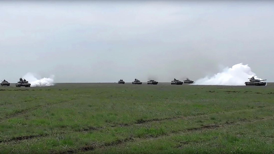 Военные учения в Крыму. Кадр видео Военные учения в Крыму. Кадр видео - РИА Новости, 1920, 22.04.2021