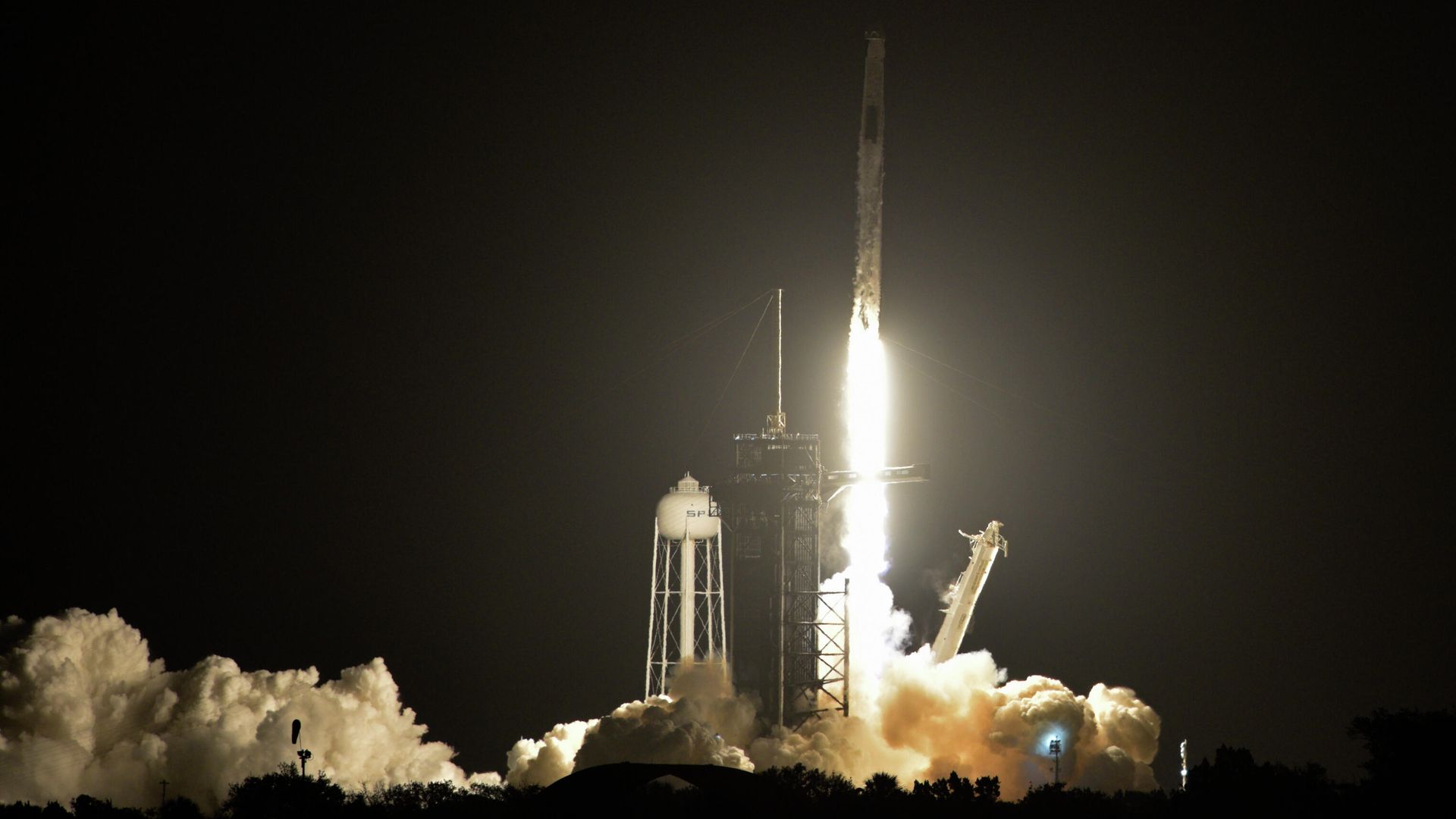 Запуск SpaceX Falcon 9 с капсулой Crew Dragon Запуск SpaceX Falcon 9 с капсулой Crew Dragon - РИА Новости, 1920, 08.04.2022