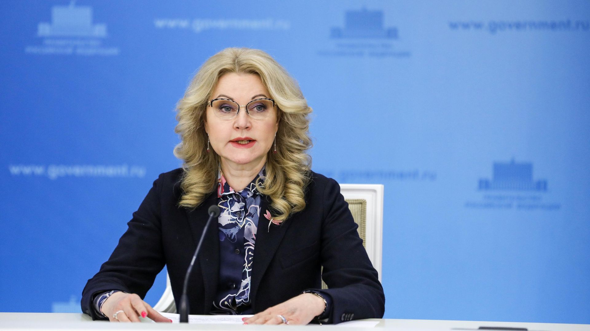 Заместитель председателя правительства РФ Татьяна Голикова во время брифинга в Доме правительства РФ Заместитель председателя правительства РФ Татьяна Голикова во время брифинга в Доме правительства РФ - РИА Новости, 1920, 23.06.2021