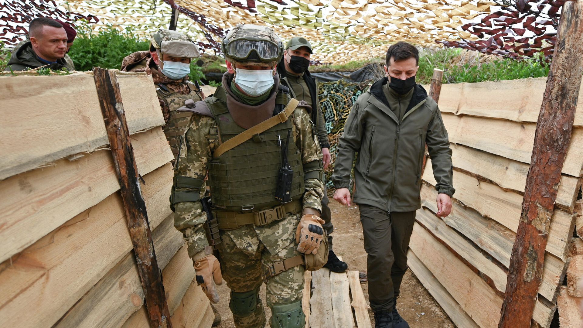 Президент Украины Владимир Зеленский во время поездки в Херсонскую область Президент Украины Владимир Зеленский во время поездки в Херсонскую область - РИА Новости, 1920, 12.06.2021