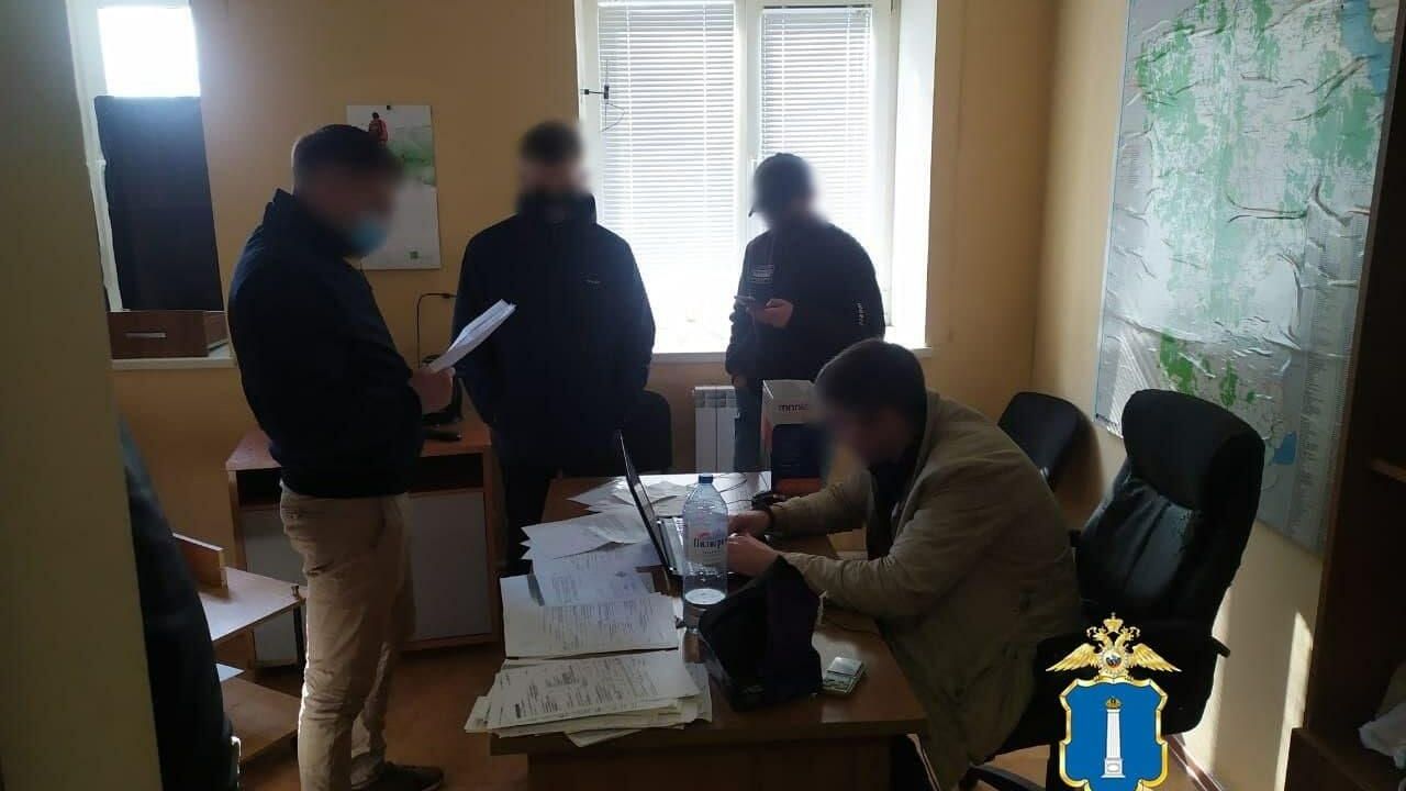В Ульяновске задержали четырех членов движения АУЕ* В Ульяновске задержали четырех членов движения АУЕ* - РИА Новости, 1920, 29.04.2021