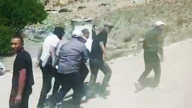 Стрельба на границе Киргизии и Таджикистана Стрельба на границе Киргизии и Таджикистана - РИА Новости, 1920, 29.04.2021