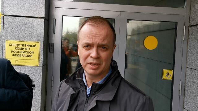 Адвокат Сафронова после визита в СК: Вышел в статусе обвиняемого Адвокат Сафронова после визита в СК: Вышел в статусе обвиняемого - РИА Новости, 1920, 30.04.2021