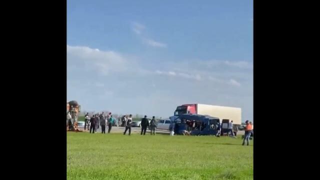 ДТП в Ставрополье. Кадры с места аварии ДТП в Ставрополье. Кадры с места аварии - РИА Новости, 1920, 30.04.2021