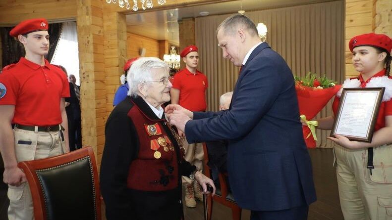 Ветеран Великой Отечественной войны Сальма Яновна Шарупич Ветеран Великой Отечественной войны Сальма Яновна Шарупич - РИА Новости, 1920, 08.05.2021