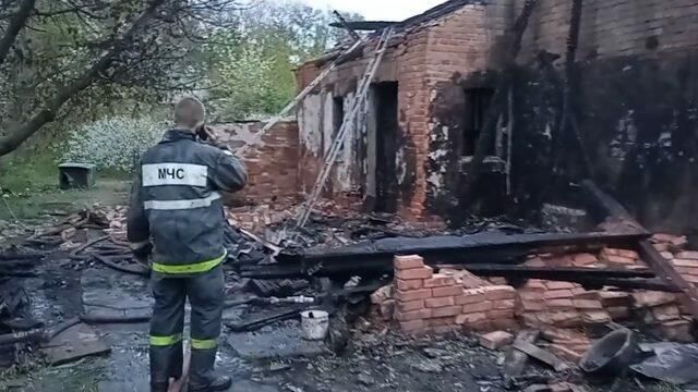 Последствия обстрела окраины Донецка со стороны ВСУ Последствия обстрела окраины Донецка со стороны ВСУ - РИА Новости, 1920, 08.05.2021