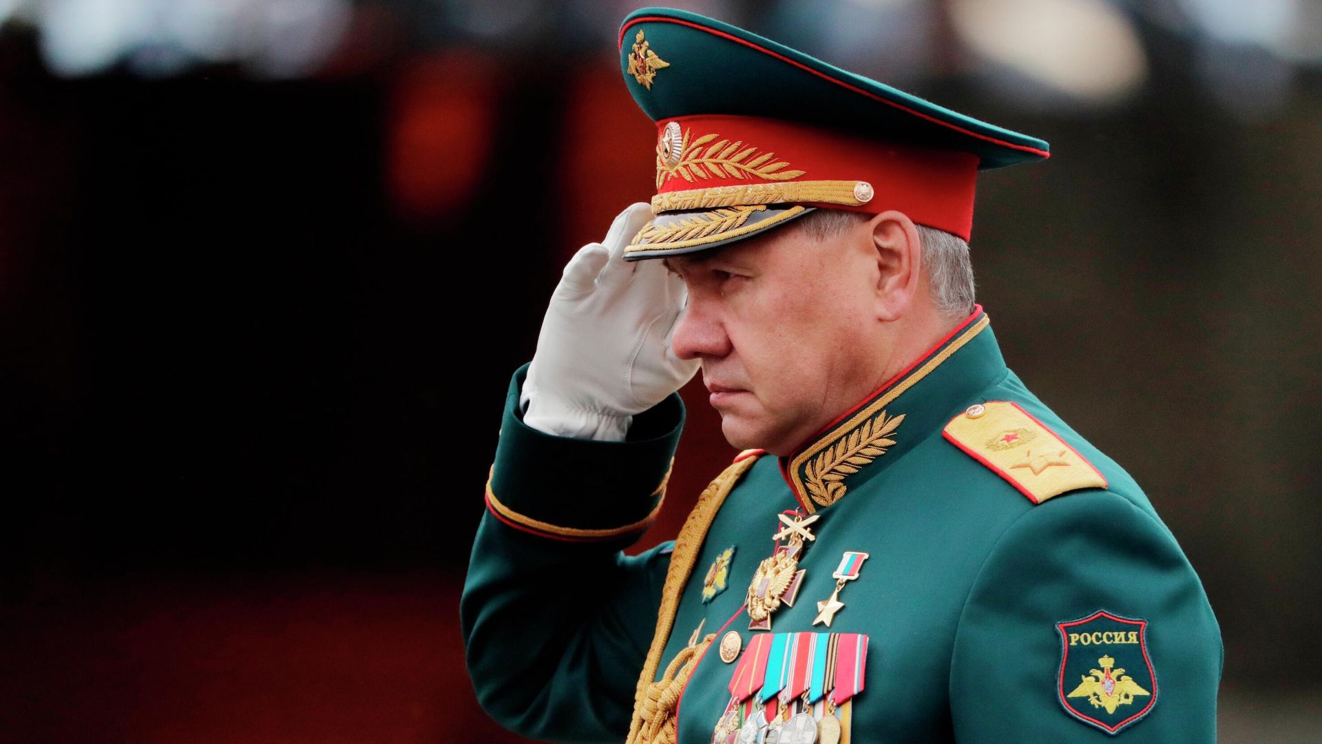 Министр обороны РФ Сергей Шойгу на военном параде в честь 76-й годовщины Победы в Великой Отечественной войне в Москве Министр обороны РФ Сергей Шойгу на военном параде в честь 76-й годовщины Победы в Великой Отечественной войне в Москве - РИА Новости, 1920